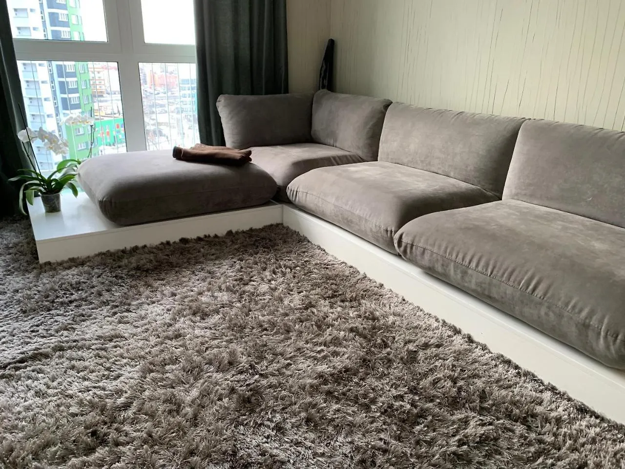 Luxury Two Rooms Apartment Minsk